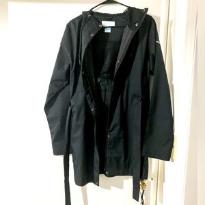 Columbia trench coat rain jacket